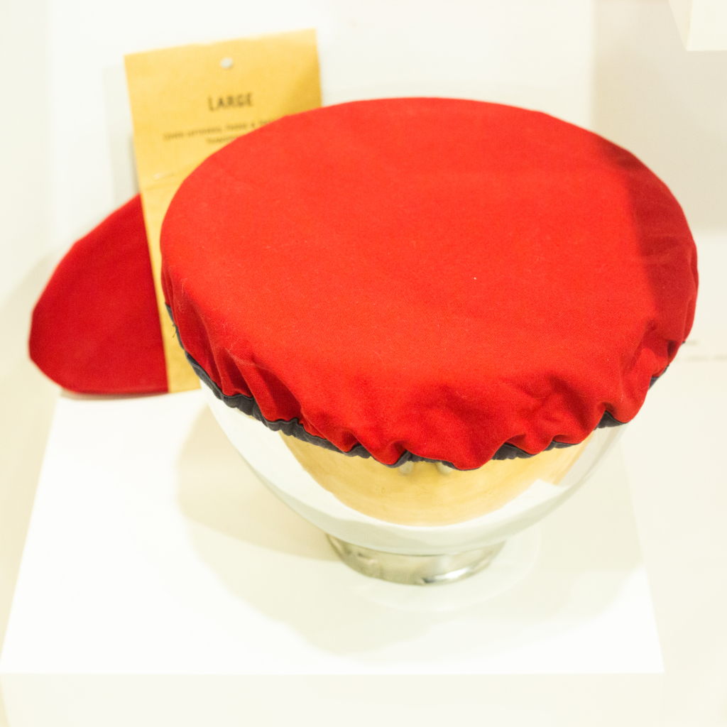 Marria Buchan, red bowl cover