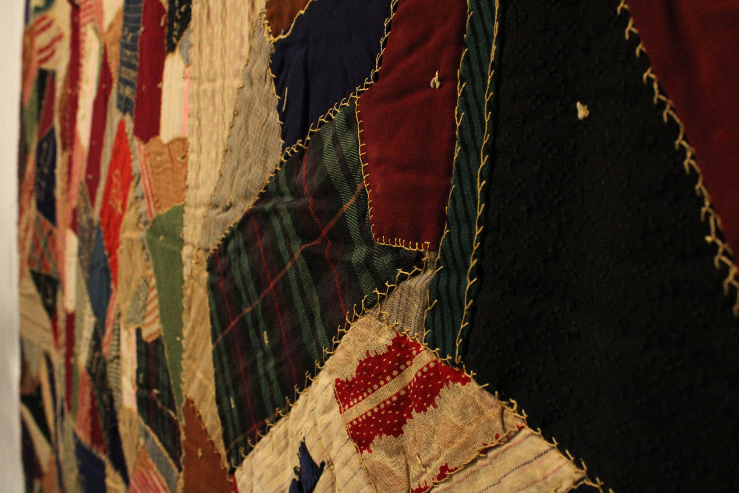 839.00 Quilt, Women group of the Methodist Church in Emo, Ontario detail 1